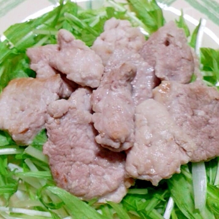 豚もも肉の塩麹焼き サラダ仕立て